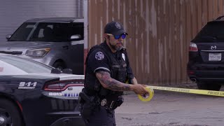 Dallas Police Investigate a Shooting At Corner Store Parking Lot at 3000 E Illinois Avenue [upl. by Soma]