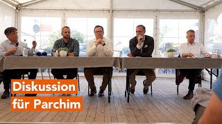 Umstrittene Podiumsdiskussion in Parchim zur Kommunalwahl [upl. by Cirle]