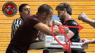 Il Controllo di Mano nel Braccio di Ferro ARM WRESTLING [upl. by Yesak780]