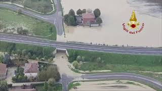 Alluvione Emilia Romagna in elicottero tra Bologna e Reggio Emilia [upl. by Keese38]