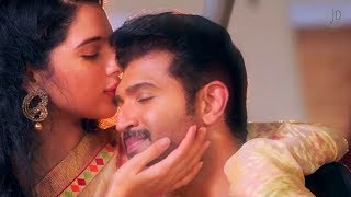 💋முத்தத்தின் எண்ணிக்கை முடிவின்றி போகட்டும் 💕Thavamindr kidaitha varame song whatsapp status [upl. by Adirem637]