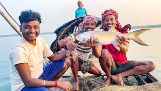 সুন্দরবন নদীতে মাছ ধরতে গিয়ে খাসির মাংস রান্না করে খেলাম ও বড় ছেলে মাছের দেখা পেলাম​⁠ [upl. by Eizzik308]