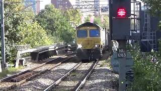 66 593 at Hackney Wick 22 Oct 24 [upl. by Chansoo]