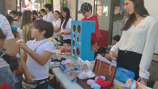 Mercado de Emprendimiento Escolar en la Plaza de La Mina de Dos Hermanas [upl. by Kroy]