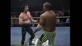 quotSuperstarquot Bill Dundee vs quotIcemanquot King Parsons wReggie B Fine USWA Dallas 1990 [upl. by Mauldon9]