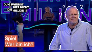 10 Fakten beschreiben einen gesuchten Promi🤔  Du gewinnst hier nicht die Million bei Stefan Raab [upl. by Aissatan]