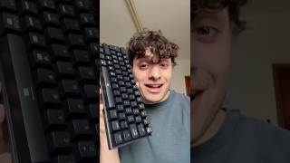 EL PEOR TECLADO gaming pcgamer teclado [upl. by Prichard960]