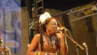 Oumou Sangaré au Festival Gnaoua et Musiques du Monde Essaouira [upl. by Savanna]