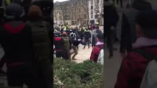 Acte 9 Agression journalistes LCI à Rouen  Manifestation Gilets jaunes [upl. by Atse934]