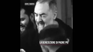 La potente benedizione di Padre Pio [upl. by Nett]