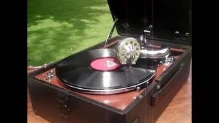 Lata Mangeshkar Nagin Man Dole 78 rpm HMV 102 Gramophone  1954 [upl. by Atinahc]