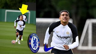 Kendry Paez SHOCKS Pochettino And Chelsea Stars On His First Training [upl. by Irallih]