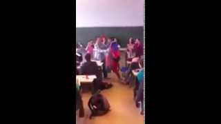 Harlem Shake in front of a class fails completely [upl. by Aloeda]