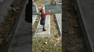 Young Girl Has A Supernatural Encounter With Her Mothers Spirit At The Cemetery Espanol [upl. by Roderic]