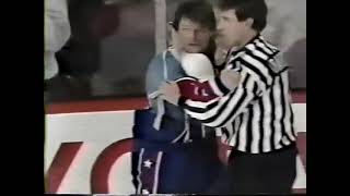 Jeremy Roenick vs Dale Hunter amp Brawl [upl. by Sucam]