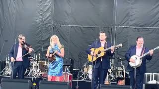 Rhonda Vincent amp The Rage 9 to 5 Southland Bluegrass Music Festival Immokalee FL 4724 [upl. by Tchao205]