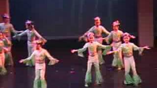 Sweet Jasmine Flowers 民族舞  小小茉莉花  Jocelyn dance 8 years old [upl. by Llehsar]