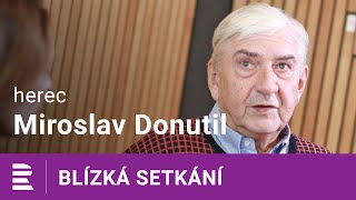 Miroslav Donutil na Dvojce Zažil jsem věci mezi nebem a zemí a říkal si že stojí zato o tom točit [upl. by Auohs]