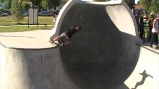 Tud Gonzales loops full pipe at Commerce City skatepark in Colorado [upl. by Assenaj]