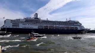 Cruiseschip MS Rotterdam vaart uit tijdens Wereldhavendagen [upl. by Cassaundra596]