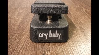 Dunlop GCB95 Wah Cry Baby Demo And Review [upl. by Laenej]