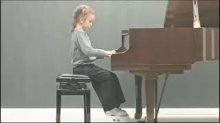 Goedike Sonatina C MajorГедике Сонатина До Мажор Vasilisa Bachurina 6 years old Sonatine Sdur [upl. by Ylrebmit621]