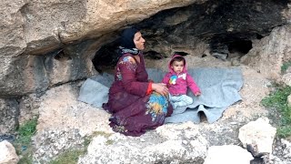 ۱ مهٔ ۲۰۲۴Family living in a small cave inside the mountain [upl. by Earahs]