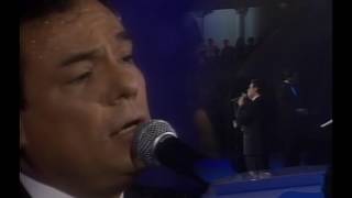 José José quotAlmohadaquot En Vivo 1992 [upl. by Yecnuahc]