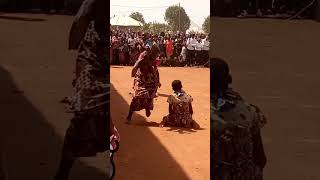 Danse Traditionnelle Danses traditionnelles Burundaise à Rutanaburundi danse culture afrique [upl. by Annoek344]