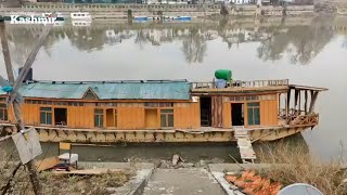 Ban on Repair of Houseboats Is Leaving Owners Without a Livelihood [upl. by Newcomb]