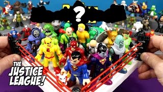 Justice League Toys 20 Man Battle Royal with DC Imaginext Batman Toys  RUMBLE LEAGUE [upl. by Muriah202]