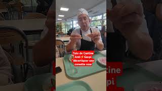 Comment décortiquer une crevette à la cantine au lieu de les jeter 🤡 shortsvideo ➡️lecantinier [upl. by Lahtnero]