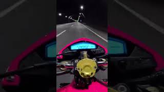 Túnel a 200km 🚀🔥 shortvideos shortvideo velocidade hornet [upl. by Aniluap]