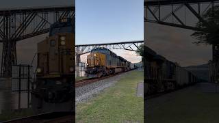 csx M410 working hard Northbound with Locos 998 and 5477 at MP724 580 Axles 962024 [upl. by Silvain]