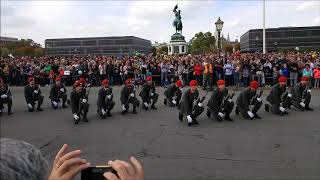 Show Exerzieren der Garde am Heldenplatz Nationalfeiertag 2017 [upl. by Royal]