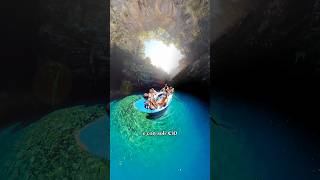 Grotte spettacolari in barca a soli 10€ grottedimelissani cefalonia grecia [upl. by Lucey]