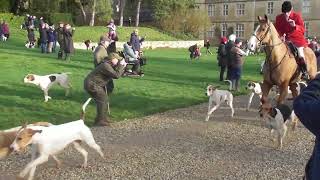 The Cottesmore Hunt sets off on Boxing Day Hunt 2023 [upl. by Aicilyhp744]