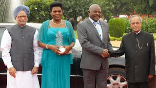 Ceremonial welcome of President Pierre Nkurunziza of the Republic of Burundi at Rashtrapati Bhavan [upl. by Ahsilrae]