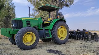 Tractor John Deere y rastra Bison de 28 discos RHT 2826 Rastreando [upl. by Euqinoj313]