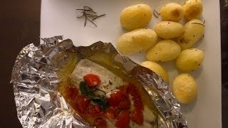 Ricette veloci  Filetto d orata al cartoccio con patate al forno  Romina Galetta [upl. by Reinwald969]