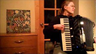 Pavane  Belle qui tiens ma vie by Thoinot Arbeau 1588  on piano and accordion [upl. by Eachern532]