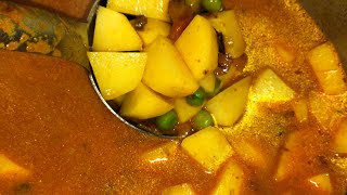 प्रेशर कुकर में बनाएं एकदम लाजवाब रसीली आलू मटर की सब्जीrasile aalu matar recipe [upl. by Pickering952]