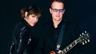 Beth Hart amp Joe Bonamassa  Nutbush City Limits [upl. by Ietta]