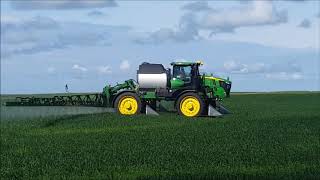 John Deere R4045 sprayer with ExactApply spraying oats [upl. by Ytsirk912]