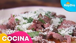 Huaraches con carne asada una deliciosa receta para romper la dieta  Hoy Día  Telemundo [upl. by Bryna344]