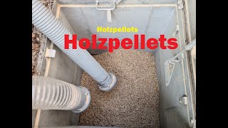 Heizung Holzpellets nachfüllen  Anlieferung [upl. by Finegan898]