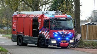 PRIO1 Aankomst Brandweer in de Atolwijk amp Hoogwerker met spoed naar een Middelbrand in Swifterbant [upl. by Idalla70]