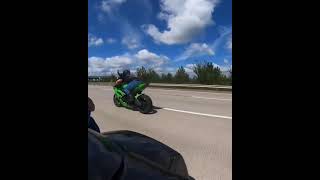 gsxr 750 vs ninja zx6r [upl. by Lrad439]