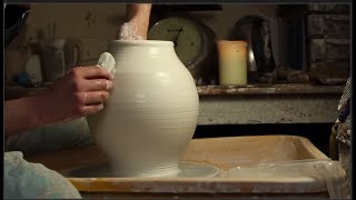 How is a Jingdezhen handmade vase made [upl. by Ytirev934]