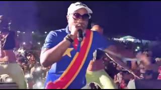 Koffi Olomidé Selfie en Live à Bujumbura 6e concert [upl. by Glennis]